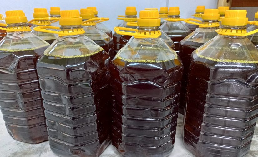 Local Maghi Sarisha Oil / কাঠের ঘানির ভার্জিন গ্রেড সরিষার তেল (৫ লিটার)